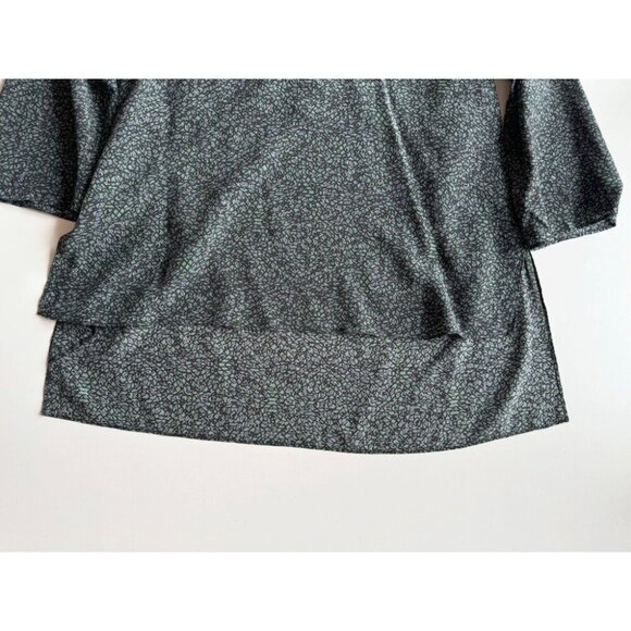 Aritzia WILFRED Dark Green Abstract Print 100% Silk Open Back Blouse Top, Size M - Picture 7 of 11